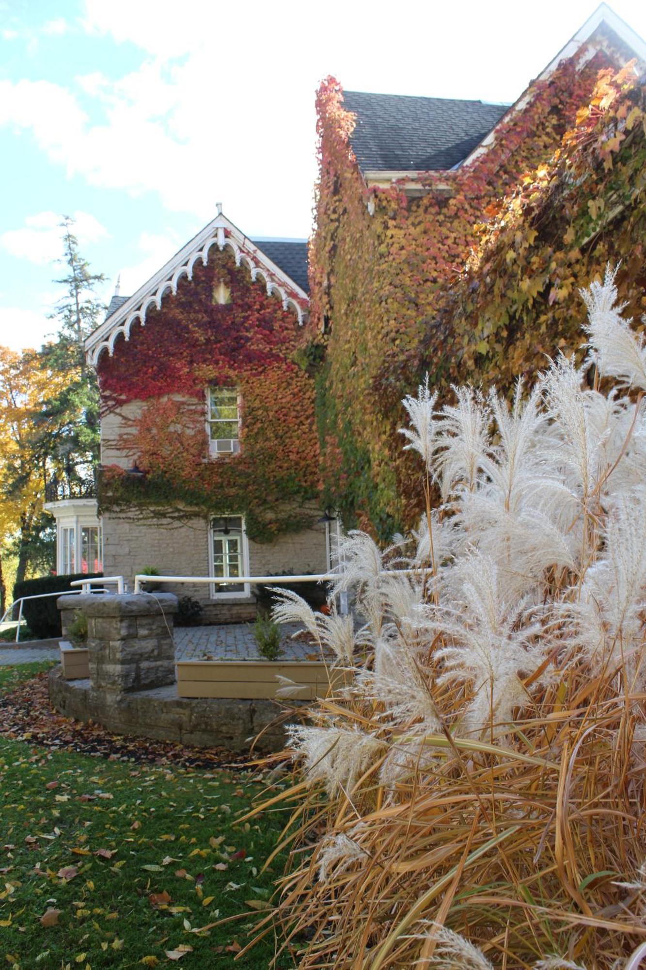 Westover Hotel Saint Marys